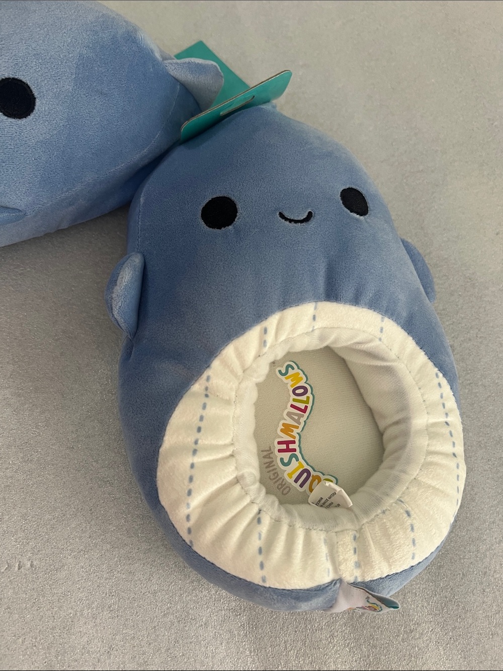Squishmallows Slippers Samir the Blue Whale kids Size 4-5 - Picture 4 of 8